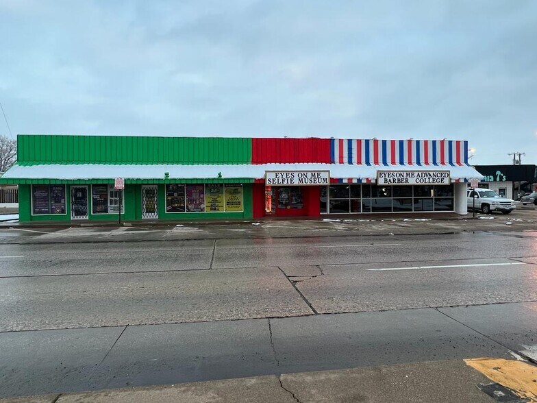 More Photos Of 1607-1609 University Ave, Lubbock Freestanding For Lease