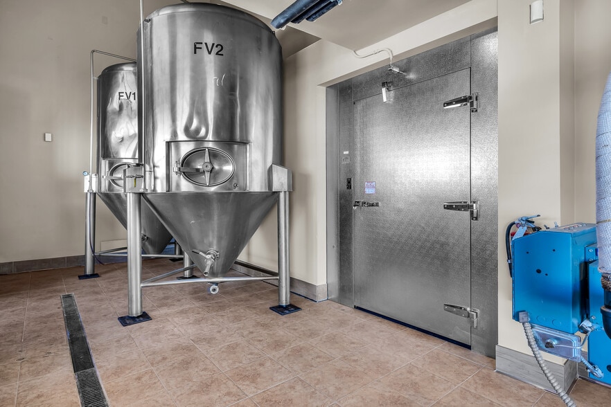 More Photos Of 658 Lebec Rd, Lebec Restaurant For Sale