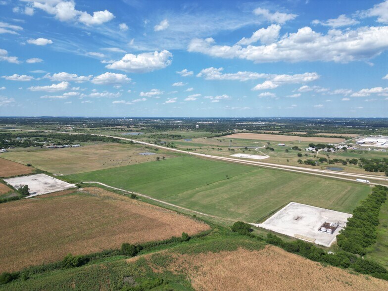 More Photos Of 2501 County Road 902, Joshua Land For Sale