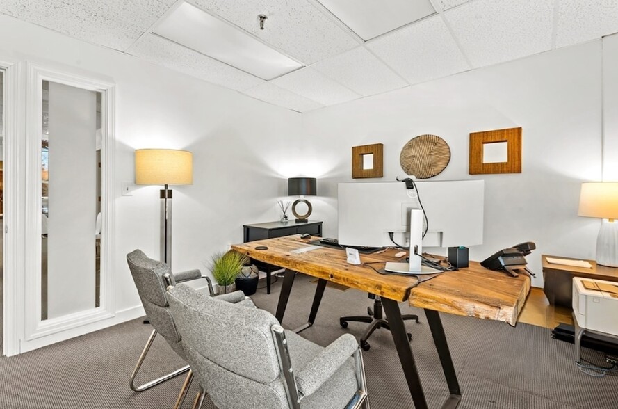 More Photos Of 111 Boston Post Rd, Sudbury Office For Sale