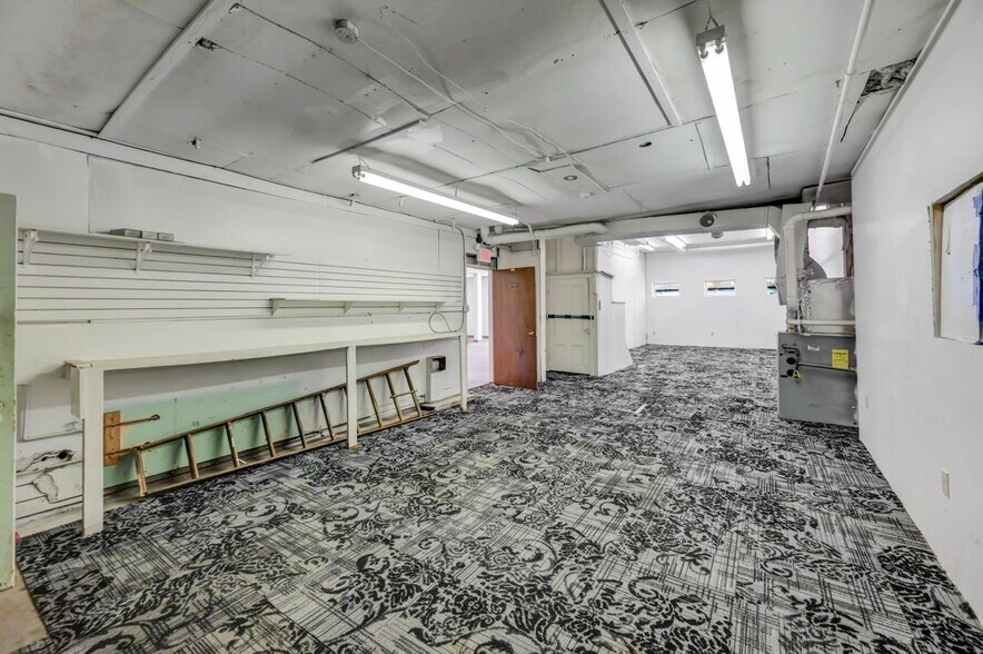 More Photos Of 535 Green Ridge St, Scranton Storefront Retail Residential For Sale
