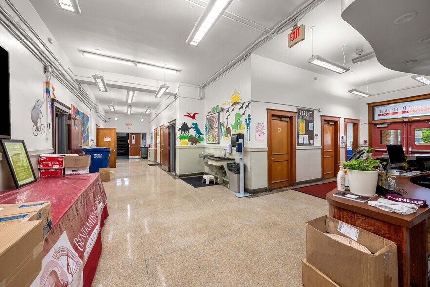 More Photos Of 21 Notre Dame Ave, Cambridge Unknown For Lease