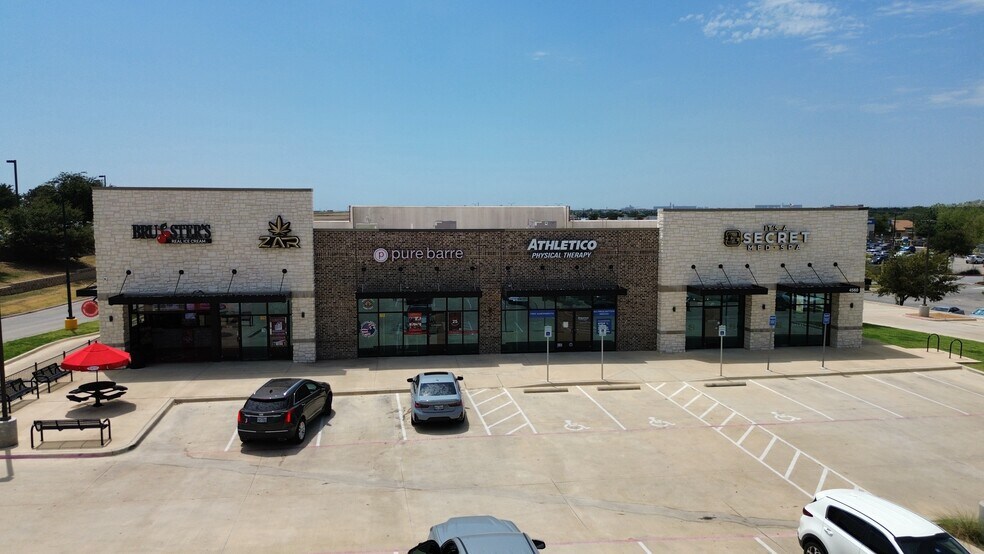More Photos Of 4560 Heritage Trace Pky, Fort Worth Storefront For Lease