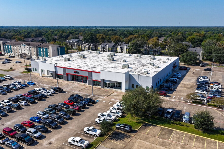 More Photos Of 604 Highway 332, Lake Jackson Office For Sale