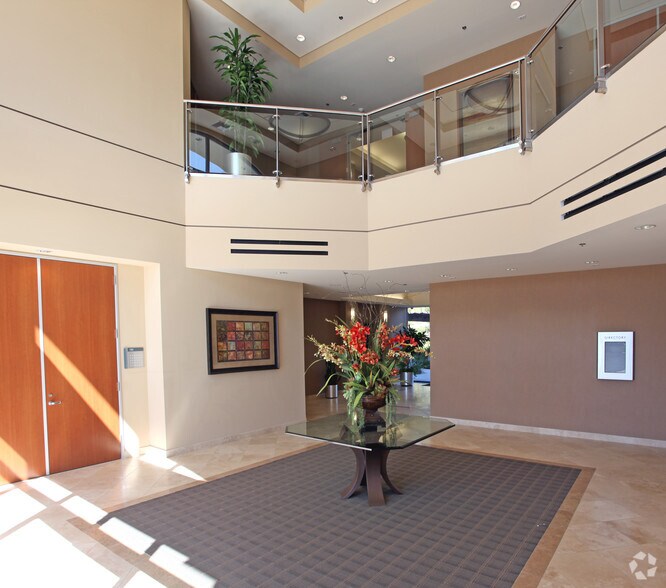 More Photos Of 2655 1st St, Simi Valley Office For Lease