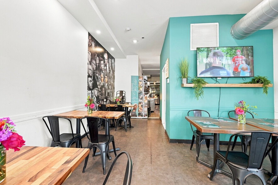 More Photos Of 500 S 52nd St, Philadelphia Storefront Retail Residential For Sale