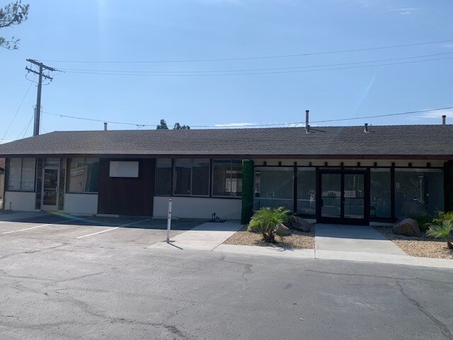 More Photos Of 7434 Jackson Dr, San Diego Medical For Lease