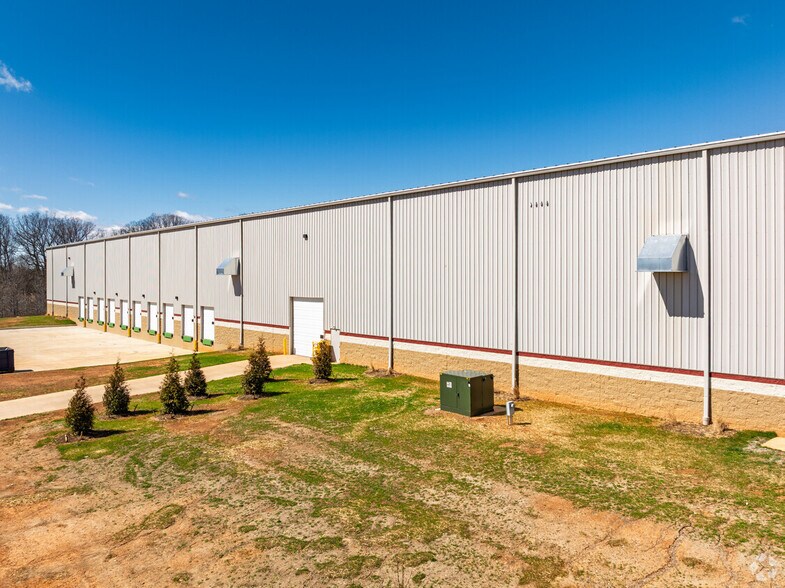 More Photos Of 244 Quality Dr, Mocksville Warehouse For Sale