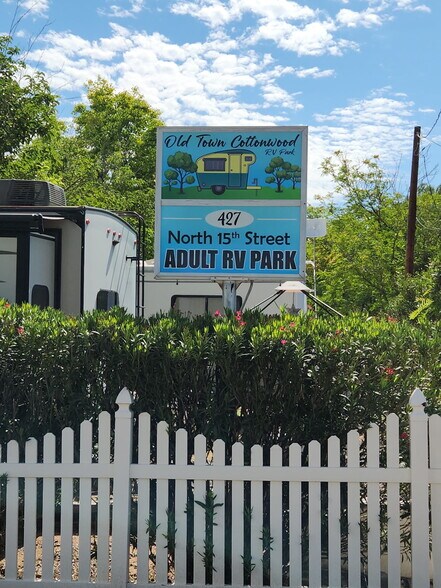 More Photos Of 427 N 15th St, Cottonwood Trailer Camper Park For Sale