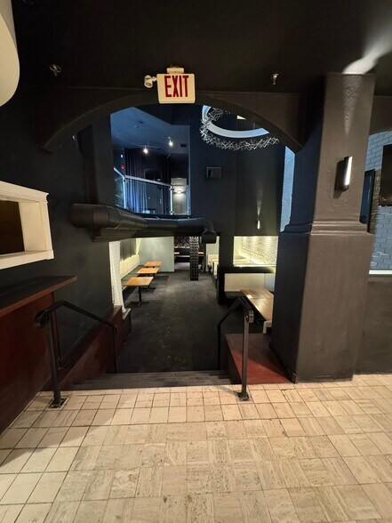 More Photos Of 1125 Kensington Rd NW, Calgary Storefront Retail Office For Sale