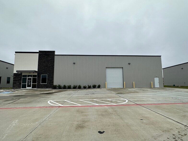 More Photos Of 19968 Franz Rd, Katy Warehouse For Sale