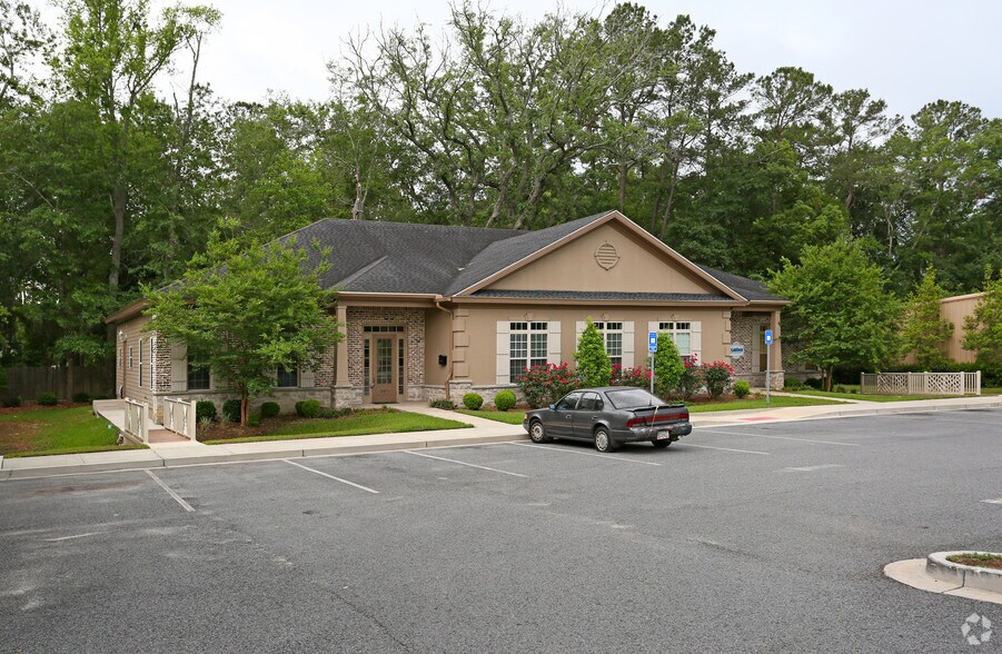 Primary Photo Of 247 Northside Dr, Valdosta Office For Lease