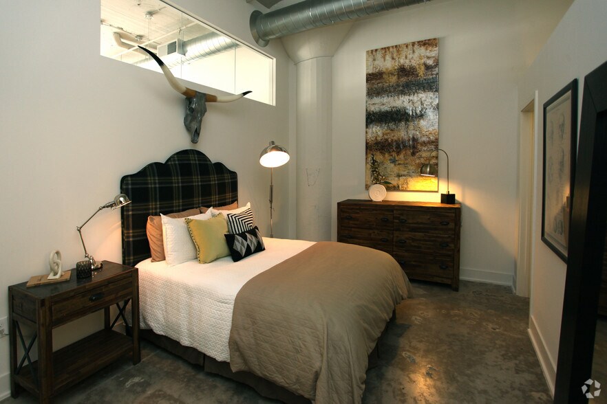 More Photos Of 575 E 4th St, Winston-Salem Apartments For Lease