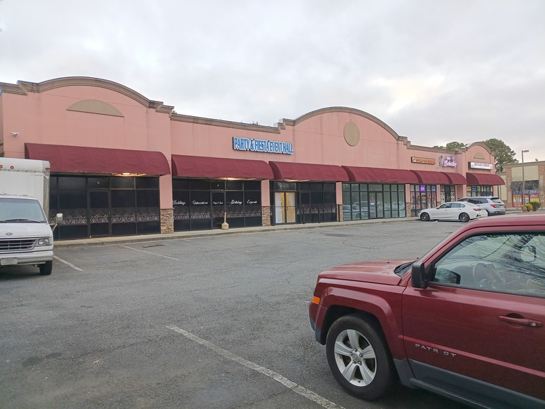 More Photos Of 2779 Cruse Rd, Lawrenceville General Retail For Sale