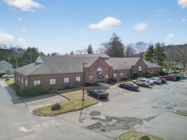 More Photos Of 444 Foxon Rd, East Haven Office For Sale