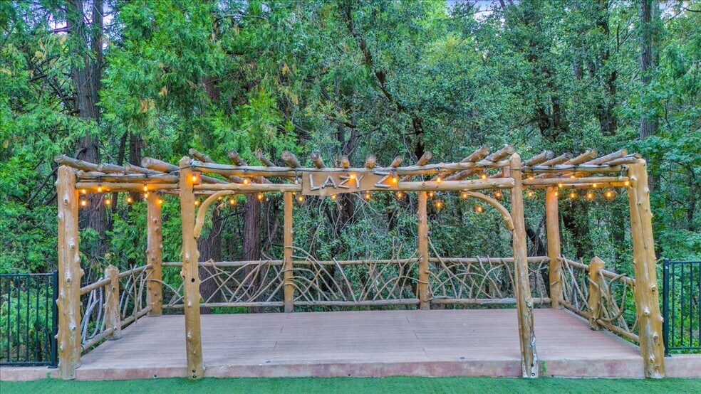 More Photos Of 22732 Middle Camp rd, Sonora Hotel For Sale