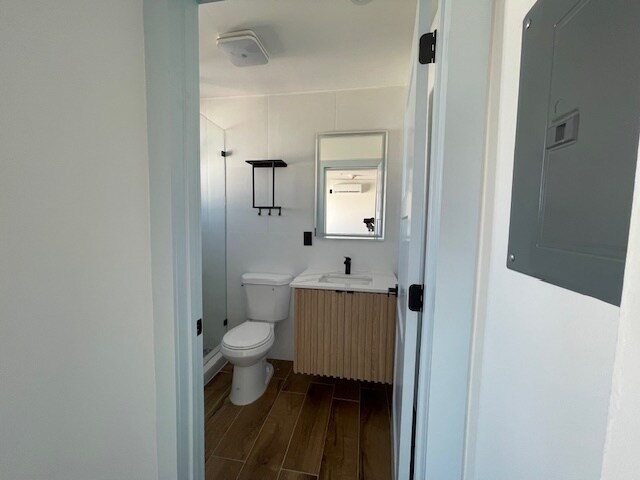 More Photos Of 2032-2036 N Dixie Hwy, West Palm Beach Apartments For Sale
