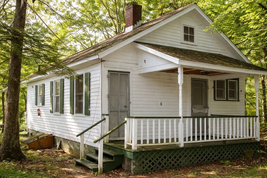 More Photos Of 9 Solway Rd, Saugerties Specialty For Sale