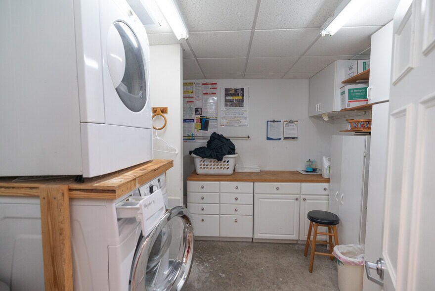 More Photos Of 1732 NE 26th St, Wilton Manors Office For Lease