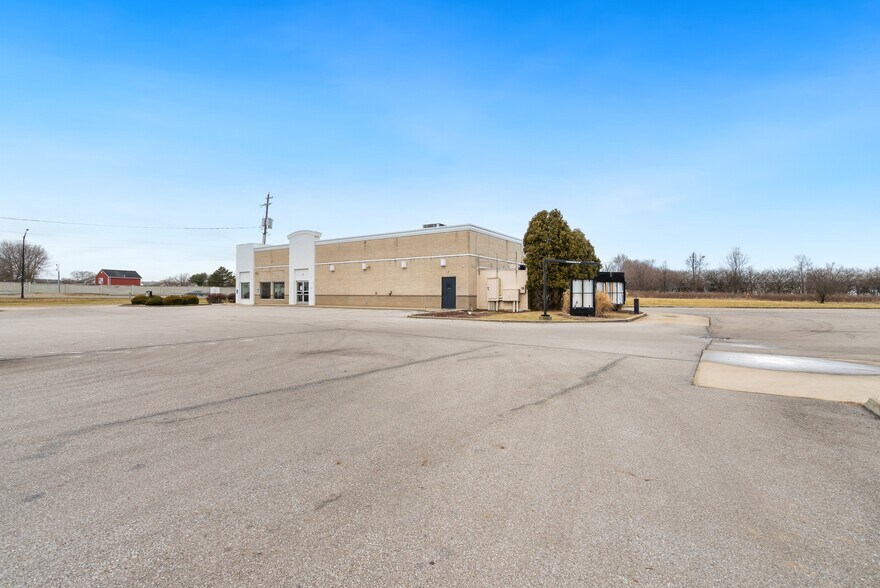 More Photos Of 4480 Alum Creek Dr, Columbus General Retail For Sale