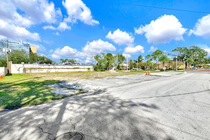 More Photos Of 300 W 2nd St, Sanford Land For Sale