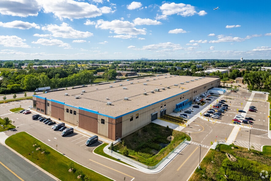 More Photos Of 3130 Lexington Ave S, Eagan Warehouse For Lease