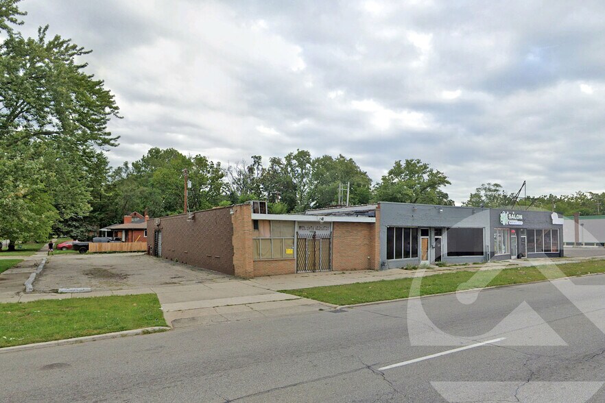 More Photos Of 19000 W 7 Mile Rd, Detroit Freestanding For Sale