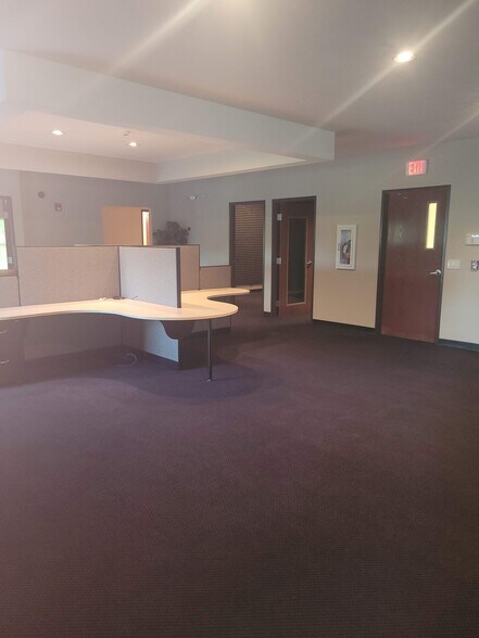More Photos Of 116 County Line Rd W, Westerville Loft Creative Space For Lease