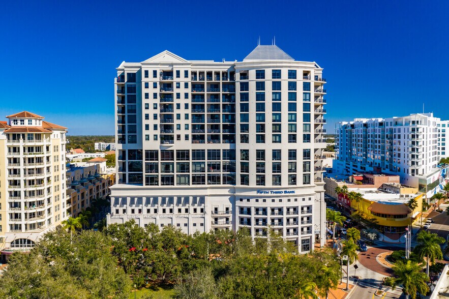 More Photos Of 50 Central Ave, Sarasota Apartments For Lease
