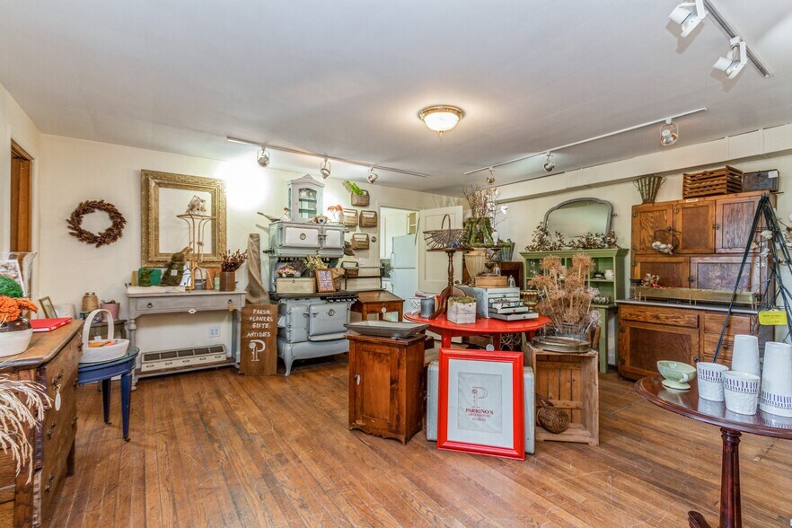 More Photos Of 178 Charles Colman Blvd, Pawling Garden Center For Sale