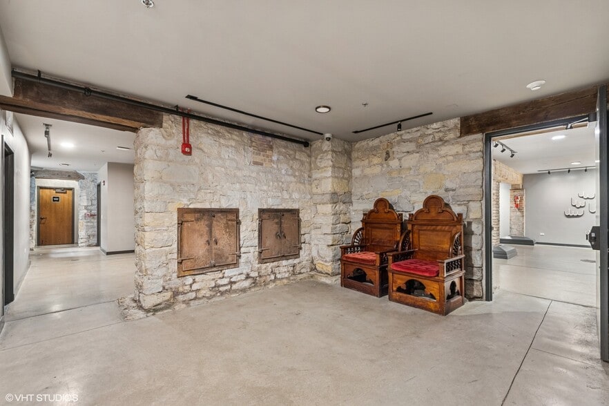 More Photos Of 201 S. Ashland Ave. Ave, Chicago Theater Concert Hall For Sale