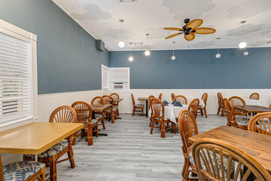 More Photos Of 5935 S Highway A1A, Melbourne Beach Hotel For Sale