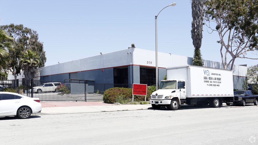 Primary Photo Of 209 W 134th St, Los Angeles Warehouse For Lease