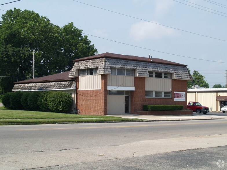 Primary Photo Of 1711 W Main St, Springfield General Retail For Sale