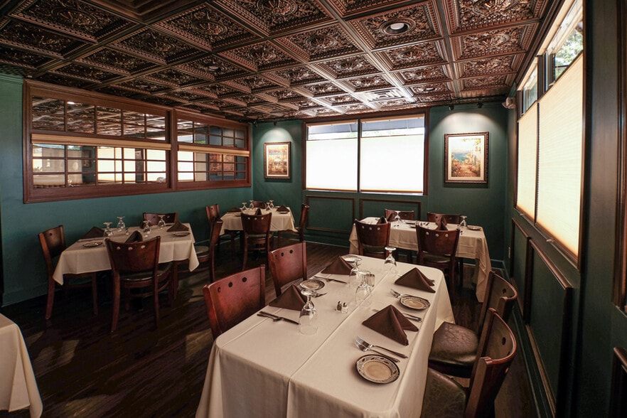 More Photos Of 91 Millard Farmer Ind Blvd, Newnan Restaurant For Sale