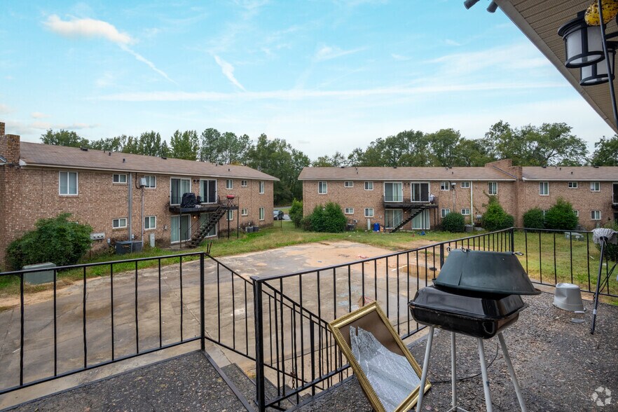 More Photos Of 1931 Murphey Rd, Augusta Multifamily For Sale
