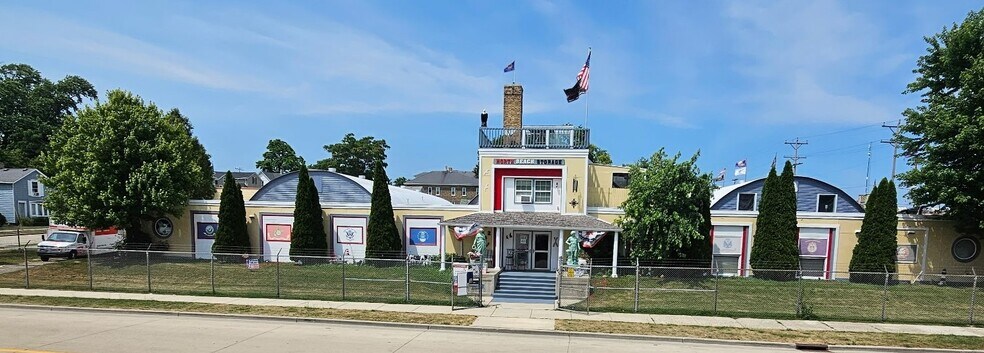 Primary Photo Of 212 Hamilton St, Racine Specialty For Sale
