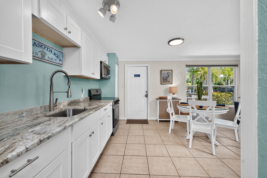 More Photos Of 1130 Gulf Blvd, Englewood Apartments For Sale