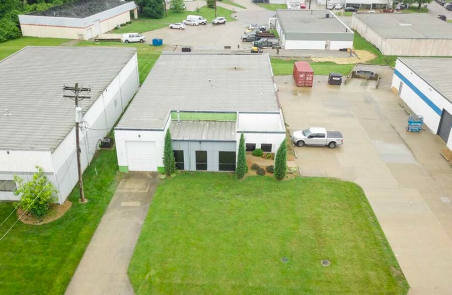 More Photos Of 9059 Sutton Pl, Hamilton Warehouse For Lease