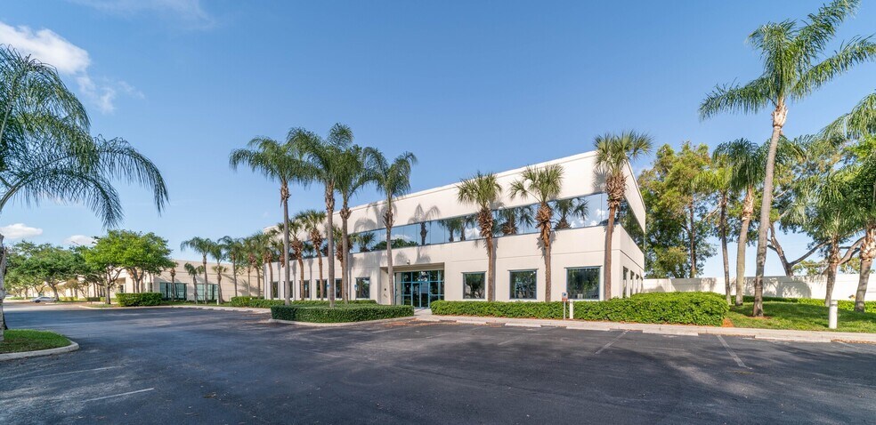More Photos Of 3451 Executive Way, Miramar Warehouse For Lease