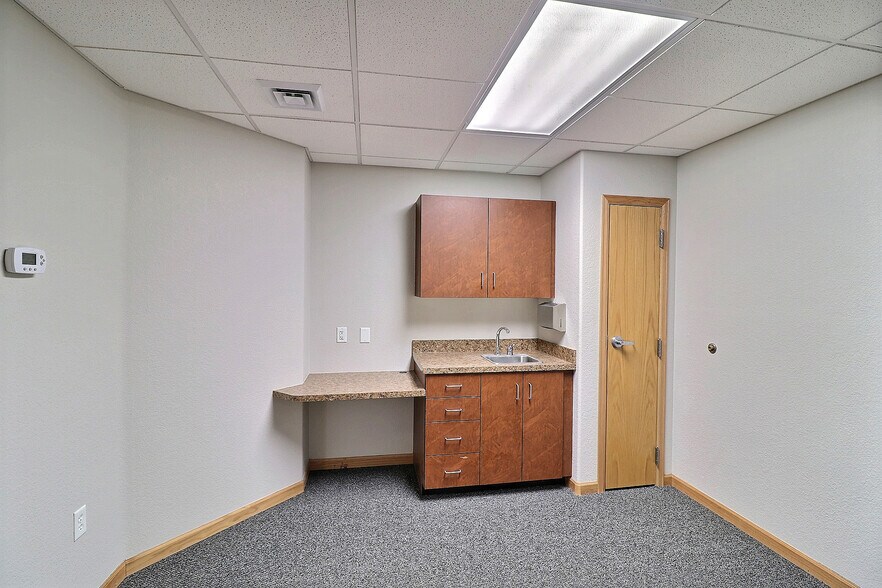More Photos Of 1624 17th Ave, Greeley Medical For Lease