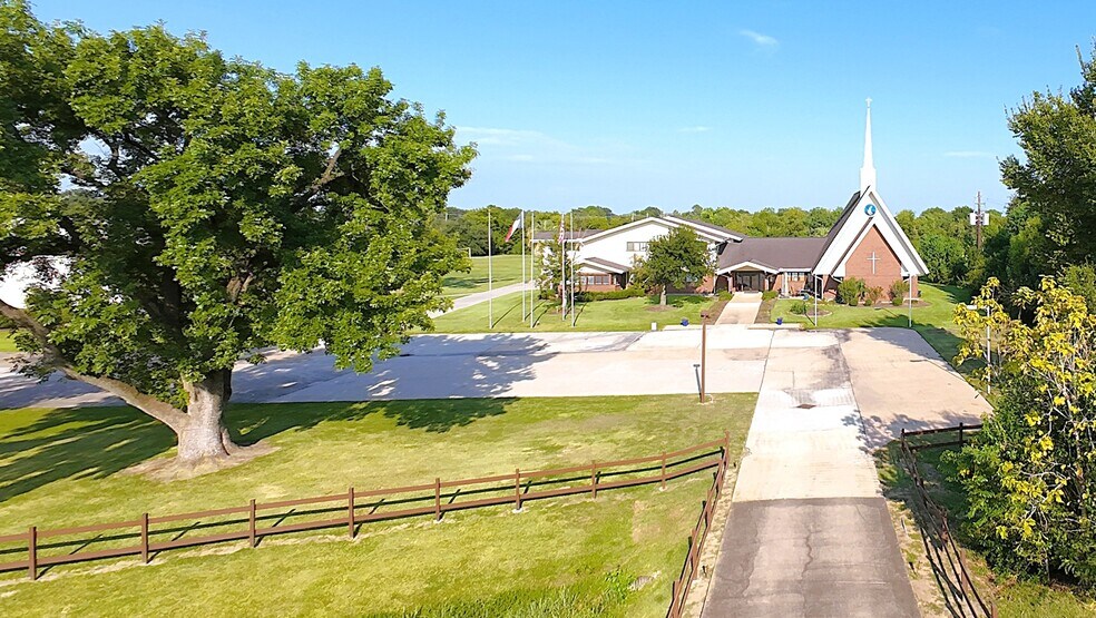 Primary Photo Of 4309 Young St, Pasadena General Retail For Sale