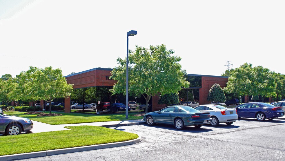 More Photos Of 11846 Rock Landing Dr, Newport News Office For Lease