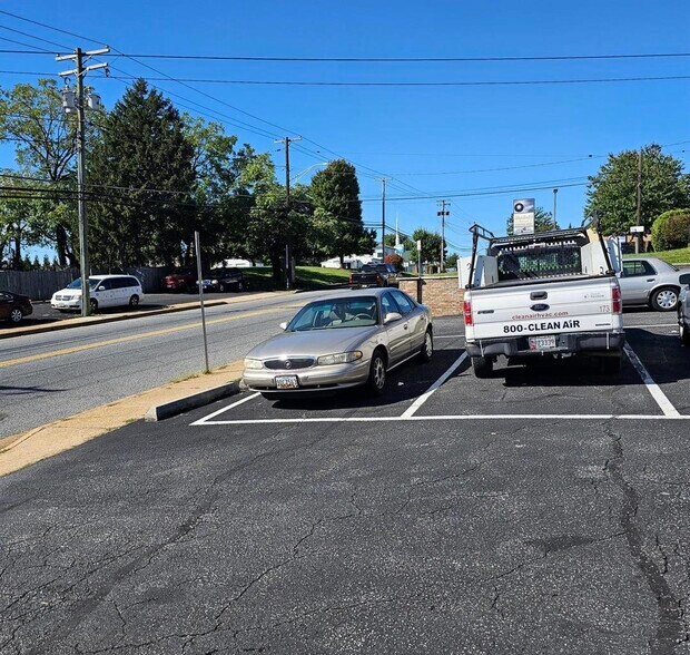 More Photos Of 7102 German Hill Rd, Baltimore Freestanding For Lease