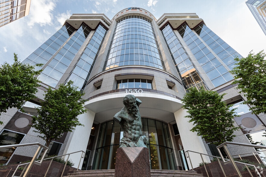 More Photos Of 1530 Wilson Blvd, Arlington Office For Lease