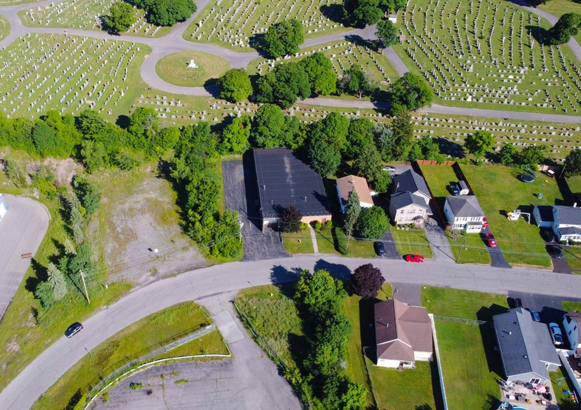 More Photos Of 1018 Cadillac St, Syracuse Light Manufacturing For Lease