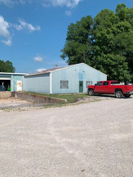 More Photos Of 1206 S Taylor Mill Rd, Scottsburg Manufacturing For Lease