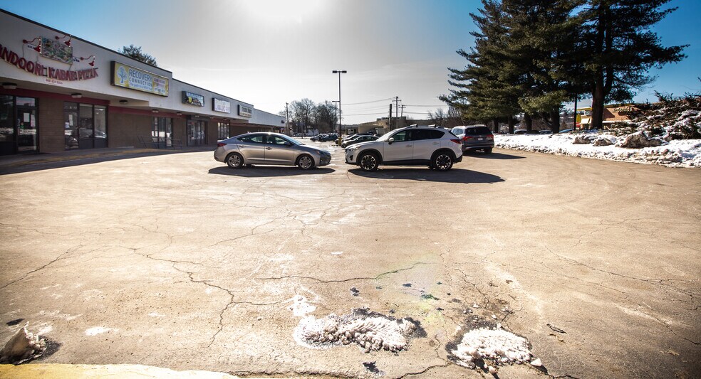 More Photos Of 560 Lincoln St, Worcester General Retail For Lease