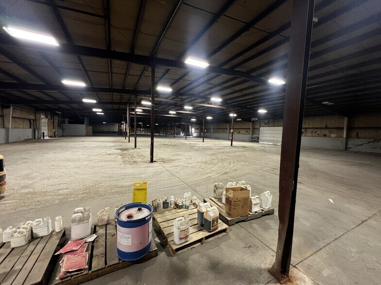 More Photos Of 1200 N 41st St, Bethany Industrial For Sale