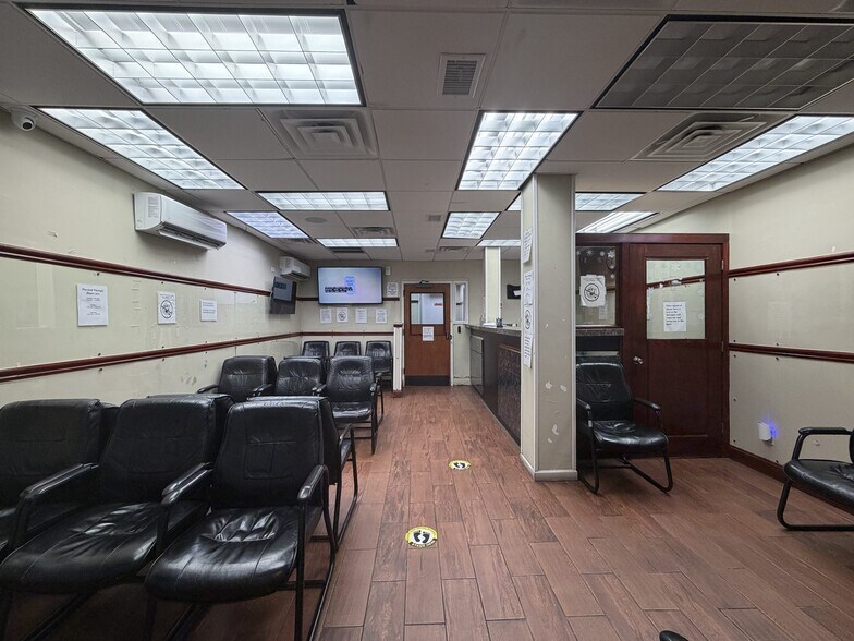 More Photos Of 100 Livingston St, Brooklyn Medical For Lease